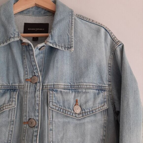 BANANA REPUBLIC Oversized Boxy Classic Button Down Jean Jacket Blue Sz XS - Picture 6 of 15